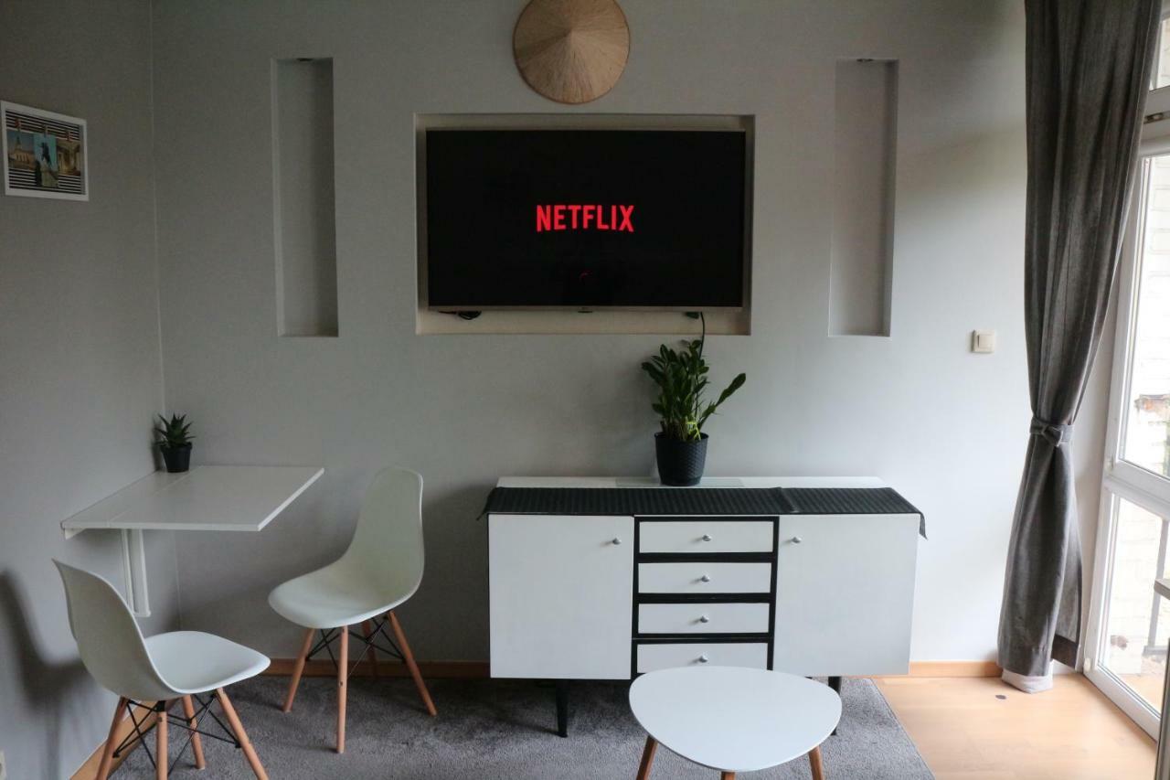 Old Town Garden Apartment Netflix Βαρσοβία Εξωτερικό φωτογραφία